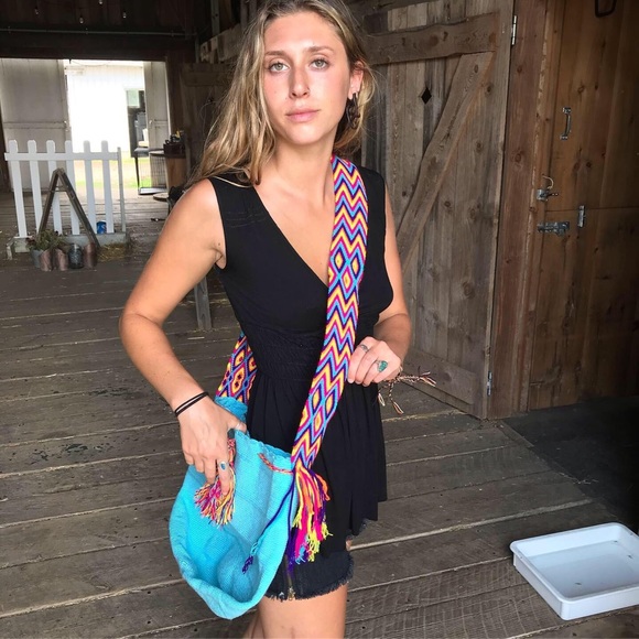 Wayuu Mochilas - Picture 1 of 8